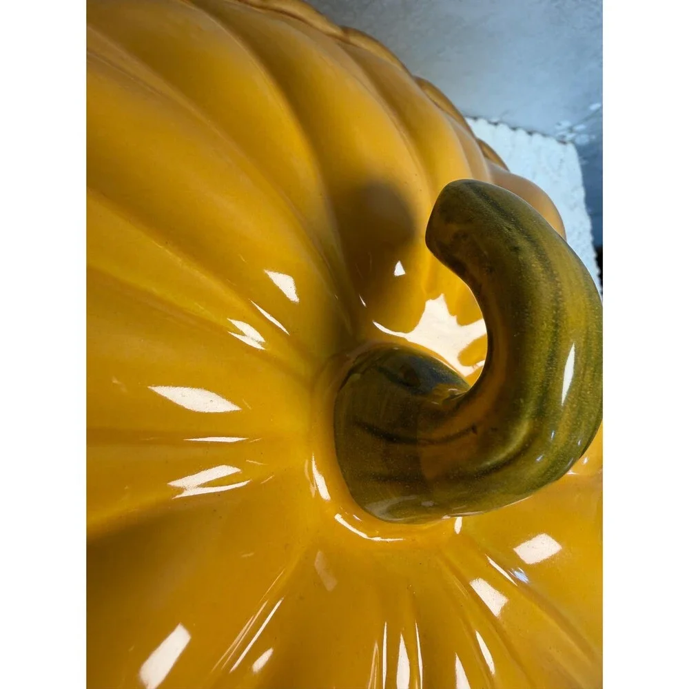VTG Over and Back Ceramic Pumpkin Pie Dish Covered Casserole Baker Harvest Fall